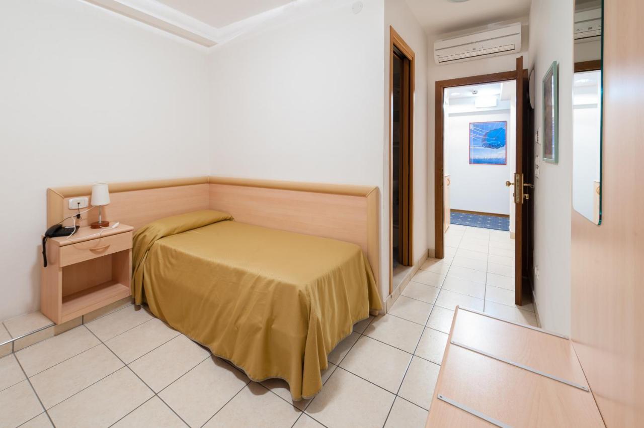 Hotel Garni Losanna Bibione Dış mekan fotoğraf